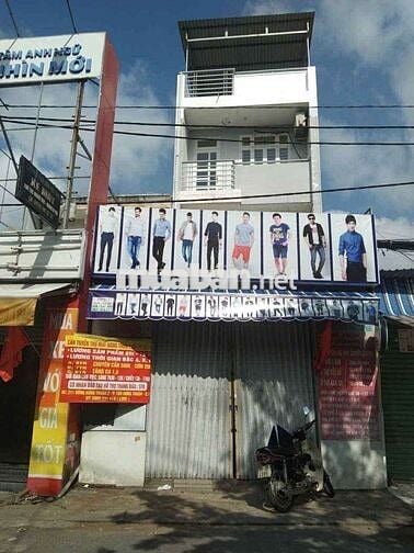 Chính chủ cần bán nhà mặt tiền ngã 3