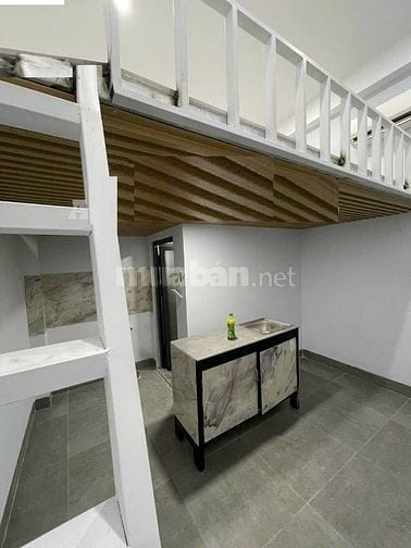 BÁN CHDV 4 TẦNG, NGAY TRUNG TÂM THỦ ĐỨC, THU NHẬP 700TR/NĂM, GIÁ 15 TỶ