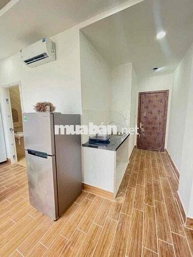 Khách Cần Pass Phòng - Ban Công - Hầm Xe - Thang Máy