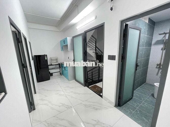 Căn 2PN1WC rộng 40m2 + nhà thang máy + có sân sau