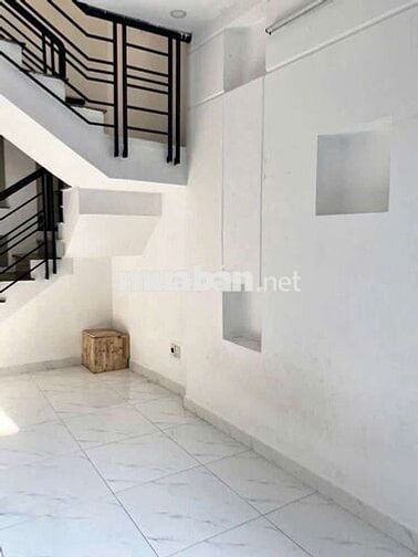 Nhà 2 tầng, 5.1x20, hxh 4m thông, đường Lê Đình Cẩn, Sẵn Dòng Tiền..