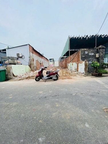 Bán Đất Mặt Tiền Quốc Lộ 13- Ngày KĐT Vạn Phúc- P.Hiệp Bình Phước