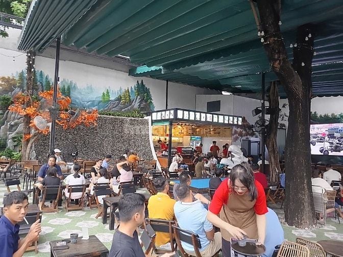 SANG GẤP QUÁN CÀ PHÊ C -COFFEE