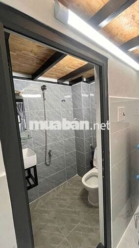 Phòng CHDV 15m2 có cửa sổ cách chợ 20m đường trần văn đang