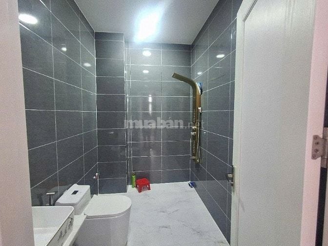 Nhà 3 tầng hẻm xe hơi 803 HTP Quận 7. 7*19, hơn 9 tỷ.