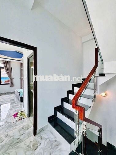 Cho thuê siêu phẩm nhà phố- Full Nội Thất - Hxh -Thống Nhất p16 Gò vấp