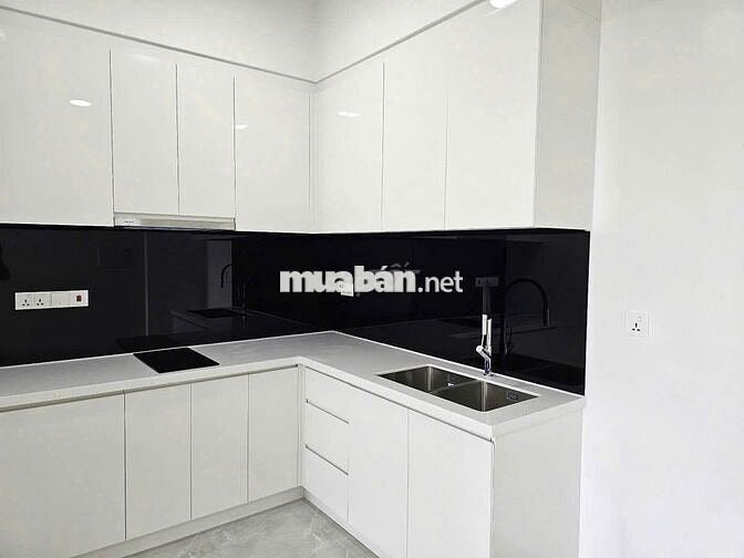 cho thuê CELESTA RISE 1pn1wc NTCB 9tr LH QUỲNH