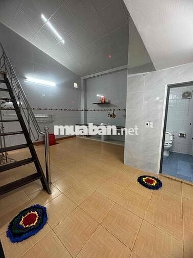 Nhà kiệt NÚI THÀNH - SƠN SỬA SẠCH MỚI - GẦN ĐƯỜNG CHÍNH Nhà gác lửng k