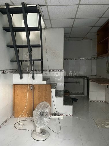 cho thuê nhà giá rẻ, vào ở ngay, gần bệnh viện, chợ