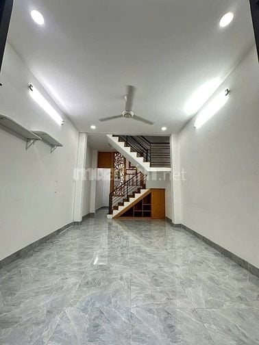 Nhà đẹp Bình Thạnh – Giá Chỉ 2.15 Tỷ, Sổ Sẵn Công Chứng Ngay!