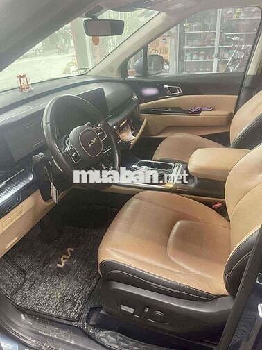 Carnival 2022 2.2D Premium 8 chỗ - 113000 km