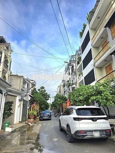 Bán Lô Dất Ngay ĐH Nông Lâm BV. Đa Khoa L.Trung T.Đức DT 113m (5×22.5)