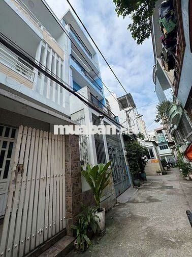 7,950 tỷ đg trường chinh dt 4,35x16 nhà 1 trệt 2 lầu st nhà đẹp