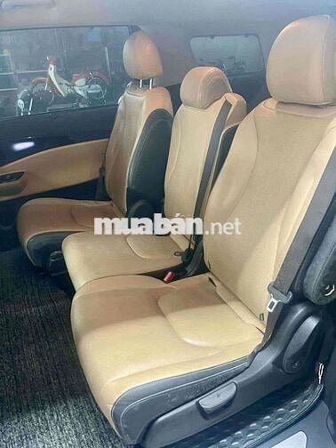 Carnival 2022 2.2D Premium 8 chỗ - 113000 km