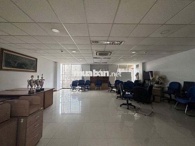 Tìm Kiếm Tòa Nhà Văn Phòng FULL Công Năng Ở Đâu Xa. Bình Thạnh MeTro