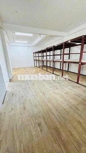 🏠 Cho thuê Biệt Thự có sân vườn mặt tiền đường nội bô P10 Q6