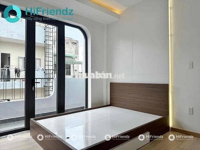 STUDIO BAN CÔNG FULL NỘI THẤT GẦN CÔNG VIÊN LÊ THỊ RIÊNG Q10