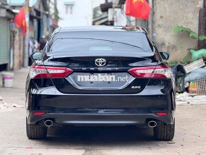 Bán Toyota Camry 2020 2.5Q hỗ trợ bank