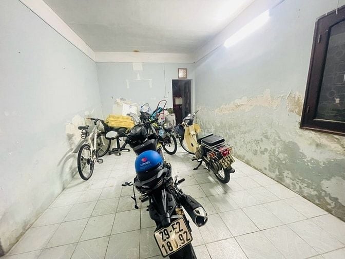 Nguyên Hồng – Ba Đình – Ô TÔ Tránh – 67 M2 – 3 T – MT 5.4 M – Giá 15.7