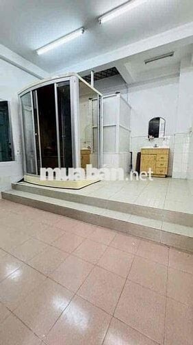 🏠 Cho thuê Biệt Thự có sân vườn mặt tiền đường nội bô P10 Q6