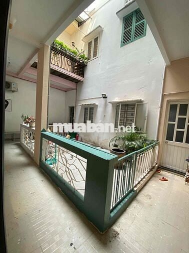 Cho Thuê mặt bằng kinh doanh giá rẻ tại trung tâm quận 1