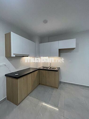 KẸT TIỀN BÁN GẤP CĂN 1PN 42M2 1,4 TỶ, SỔ HỒNG RIÊNG, CÓ HỒ BƠI C VIÊN