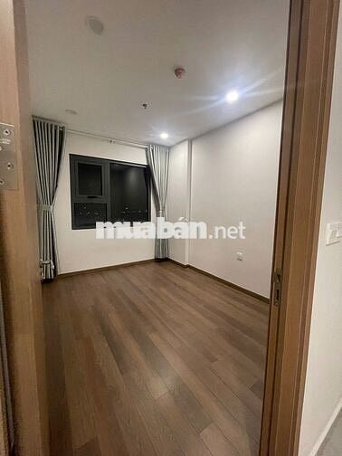 KẸT TIỀN BÁN GẤP CĂN 1PN 42M2 1,4 TỶ, SỔ HỒNG RIÊNG, CÓ HỒ BƠI C VIÊN