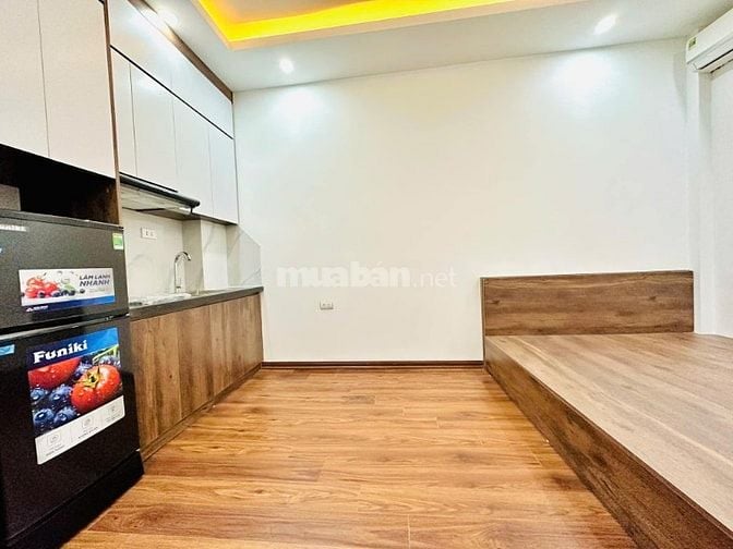 Nhà đẹp ngõ Nguyễn Văn Cừ, giá 8.5 tỷ, 32mx5T, mới đẹp ở luôn 