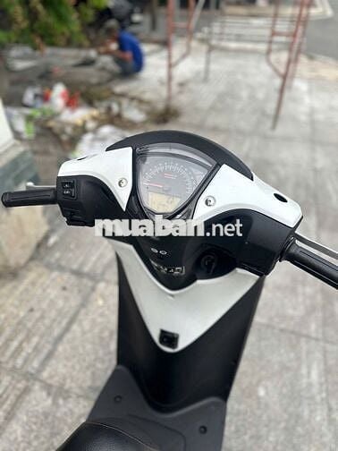Honda SH 125 Nhập Ý Sporty Trắng