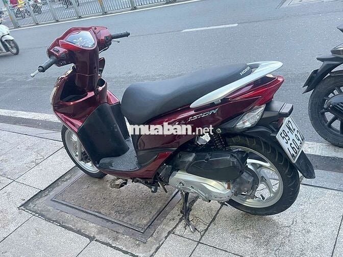 Honda vision 2013 mới 90% biển số thành phố