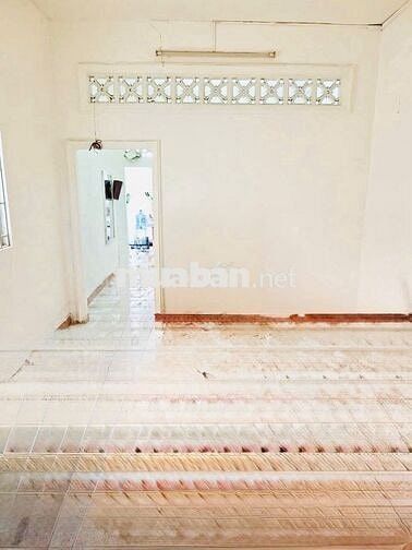 Bán căn nhà Hiệp Thành 45 hẻm xe hơi chỉ nhỉnh 3 tỷ , Dt:74m2 SHR Gấp!