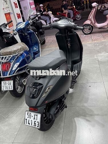 Piaggio Vespa Sprint 125 ABS iGet 2020 Đen nhám