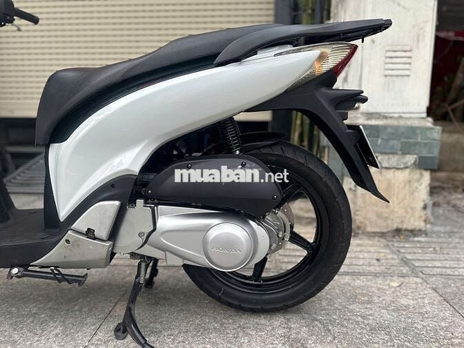 Honda SH 125 Nhập Ý Sporty Trắng