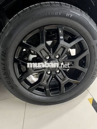 Ford Everest 2023 Sport 2.0L 4x2 AT - 39000 km