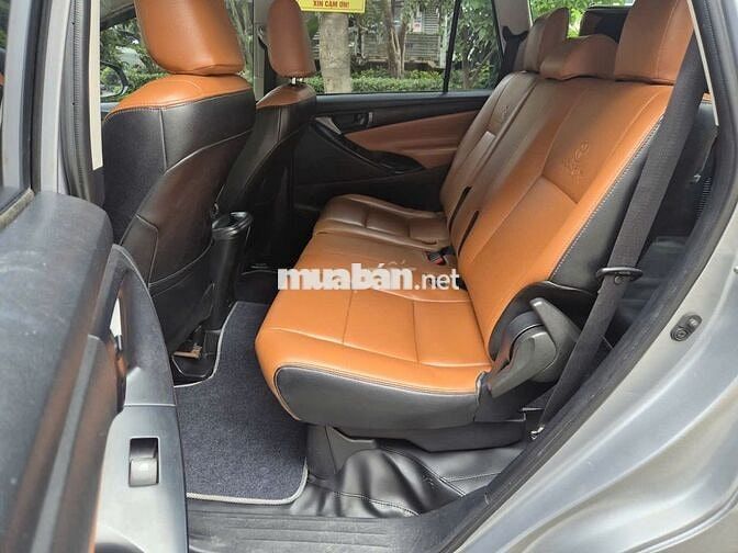 Innova 2016MT (mẩu mới) gia đình sử dụng mới 95%.