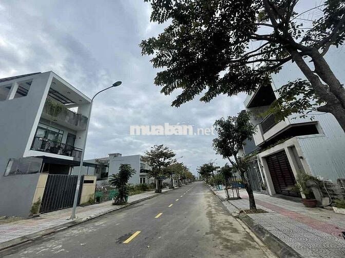 CHÍNH CHỦ BÁN LÔ BỜ QUAN SÁT GÓC - NAM HÒA XUÂN - ĐÀ NẴNG