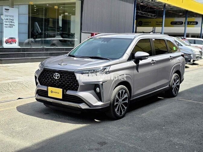 Toyota Veloz Cross 2022 CVT Top 19.000km