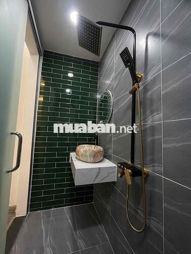 CỰC HIẾM LÔ GÓC TT HẢI CHÂU ĐN 3,5 TẦNG 3 NGỦ 4WC