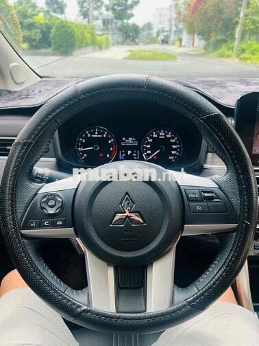 Xpander 2024 Premium 1.5 AT - 24000 km  siêu mới