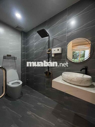 CỰC HIẾM LÔ GÓC TT HẢI CHÂU ĐN 3,5 TẦNG 3 NGỦ 4WC