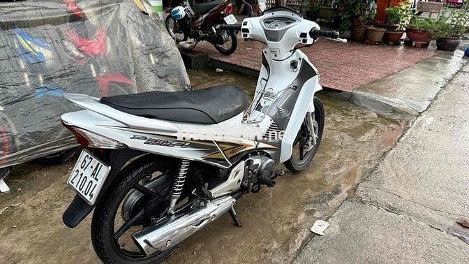 Future neo gt 2007 áo fi 2009 trắng ( hỗ trợ góp )