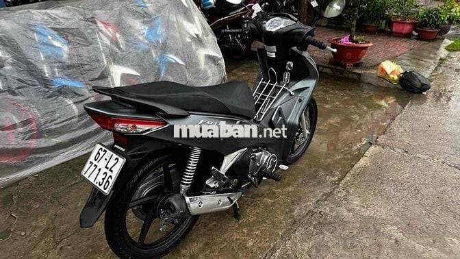 Future fi 2022 xanh xám ( hỗ trợ góp )