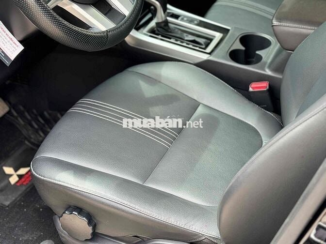 Xpander 2024 Premium 1.5 AT - 24000 km  siêu mới