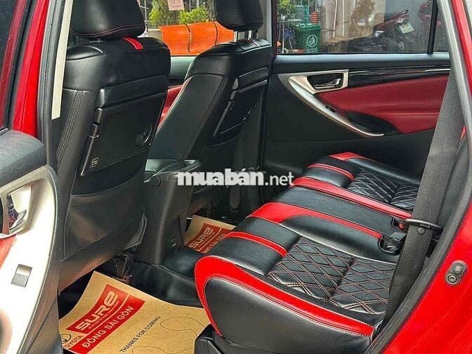 BÁN INNOVA VENTURER 2020 XE CHUẨN GIA ĐÌNH