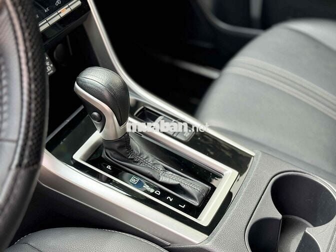 Xpander 2024 Premium 1.5 AT - 24000 km  siêu mới