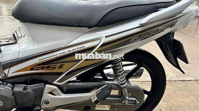 Future neo gt 2007 áo fi 2009 trắng ( hỗ trợ góp )