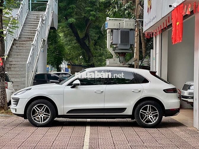 Porsche Macan 2016 model 2017, xe đẹp, xem là Ưng