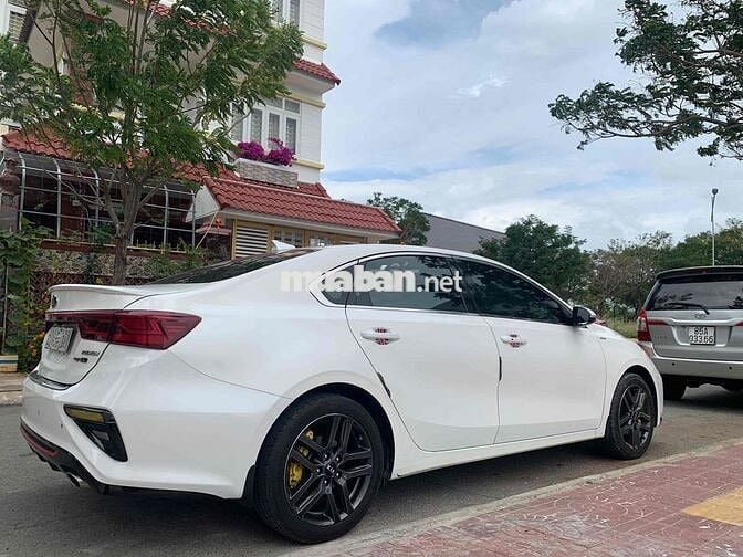 KIA Cerato Premium 2.0AT ĐK2020 Trắng 475 có TL