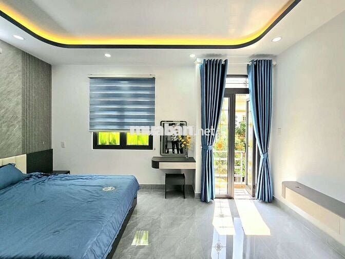 BÁN NHÀ XÂY MỚI 100% - GIÁP QUẬN 7