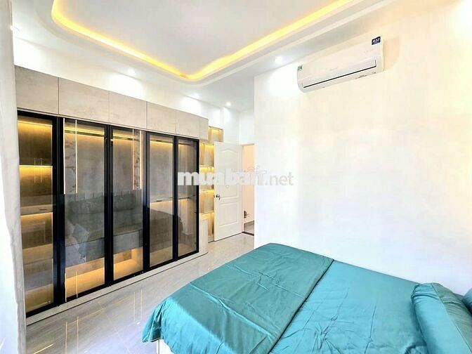 Nhà cần bán đường xe hơi gần Phú Mỹ Hưng quận 7